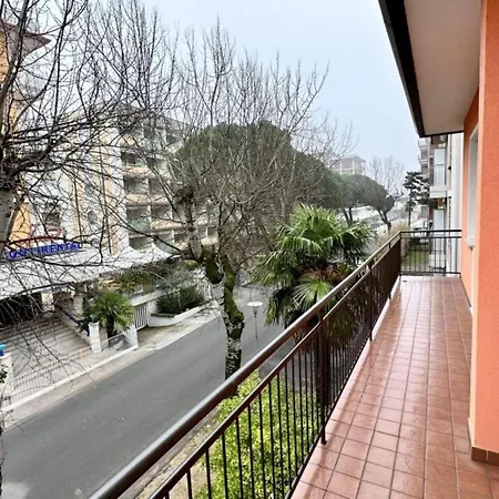 Top-floor Flat With Parking In بيبيوني